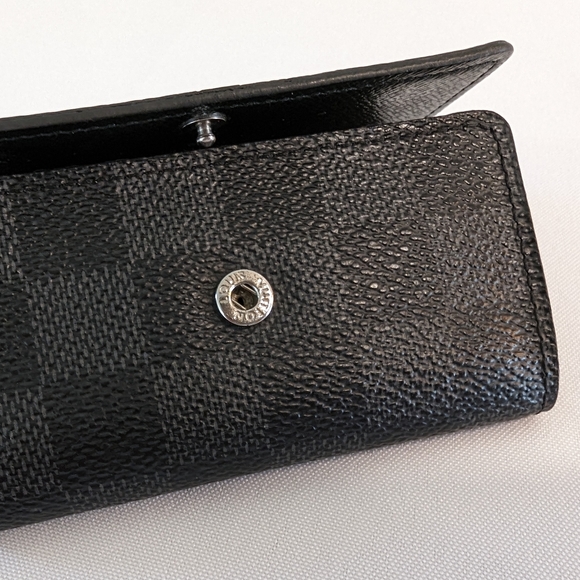 Louis Vuitton 6 Key Holder Damier Graphite - Picture 7 of 7